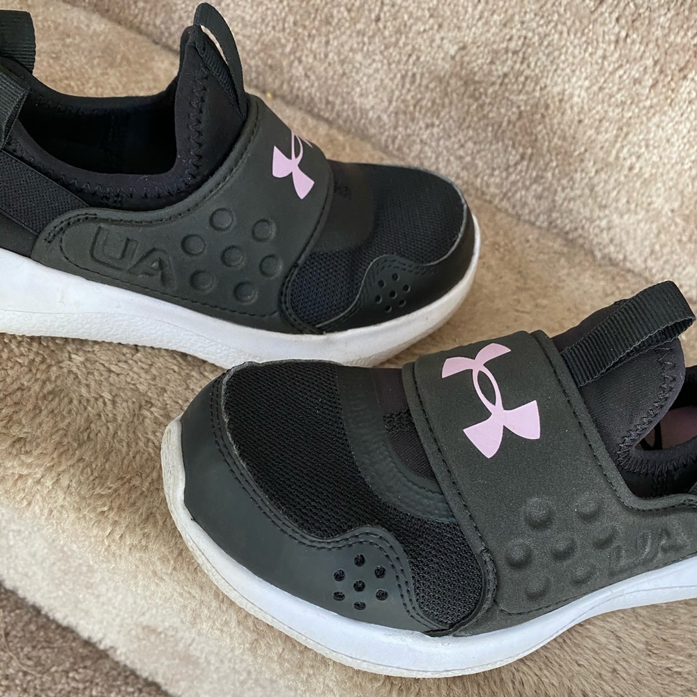 Toddler UA Size 1 sneakers
